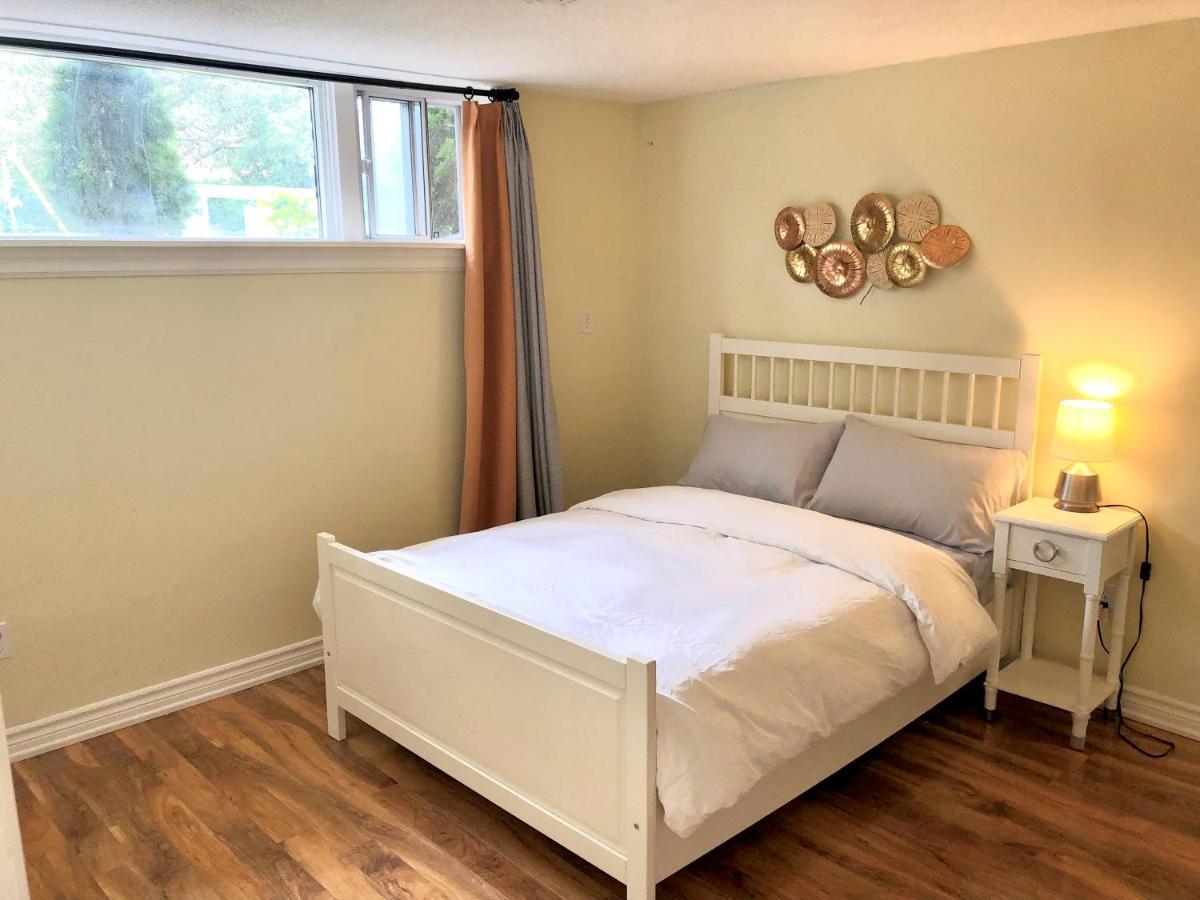 Cozy & Convenient 2-Bedroom Apartment With Private Entrance Toronto Zewnętrze zdjęcie